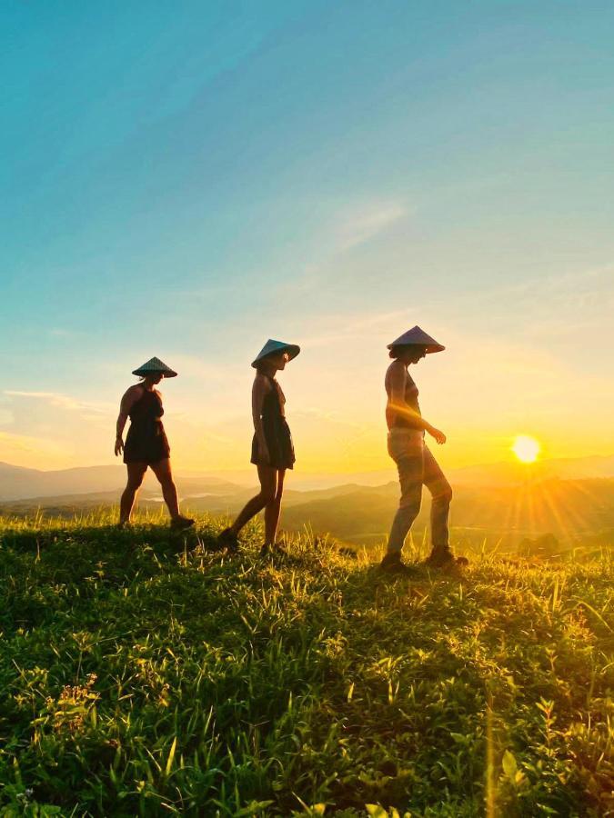 Sun Rice Homestay Ruteng Eksteriør billede