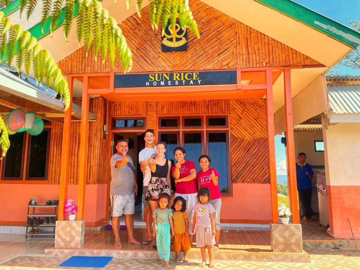 Sun Rice Homestay Ruteng Eksteriør billede