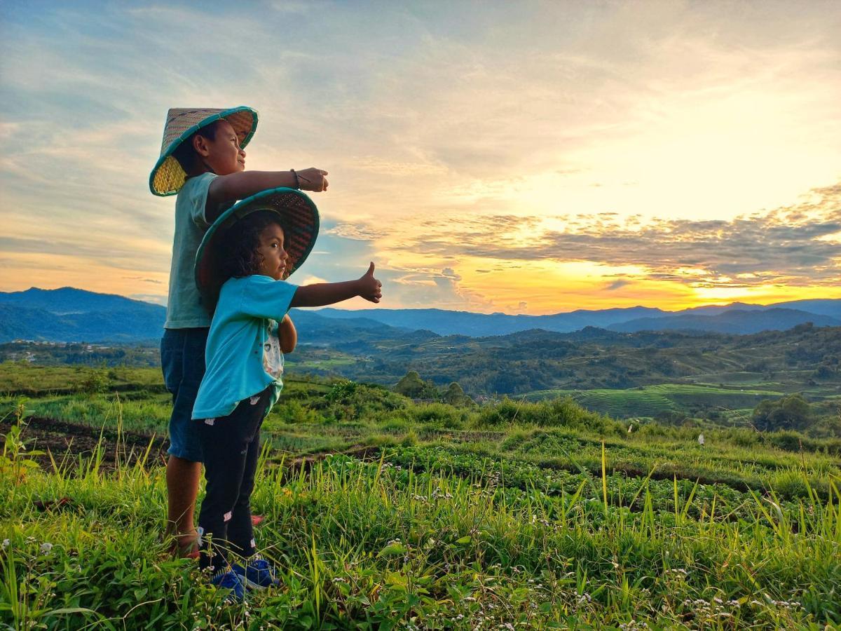 Sun Rice Homestay Ruteng Eksteriør billede