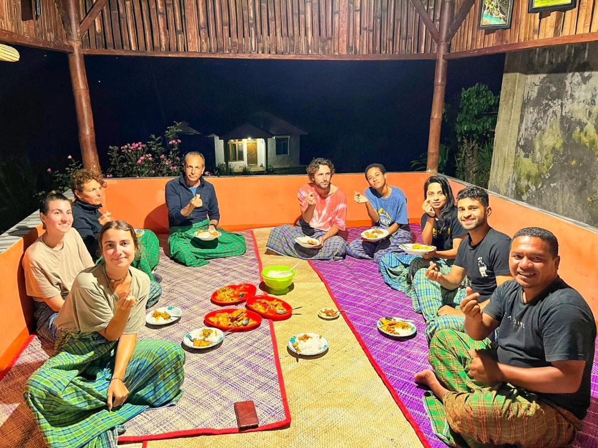 Sun Rice Homestay Ruteng Eksteriør billede